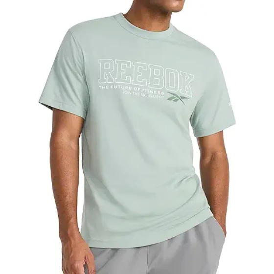 锐步男士短袖印花圆领T恤，标准版型，轻盈棉涤混纺面料